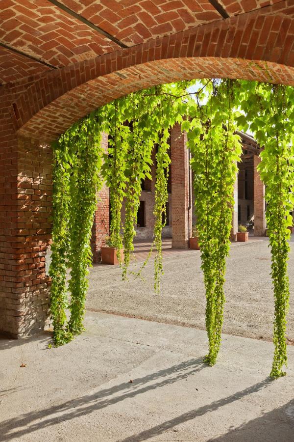 Marchesi Incisa Winery Lodge Rocchetta Tanaro Luaran gambar